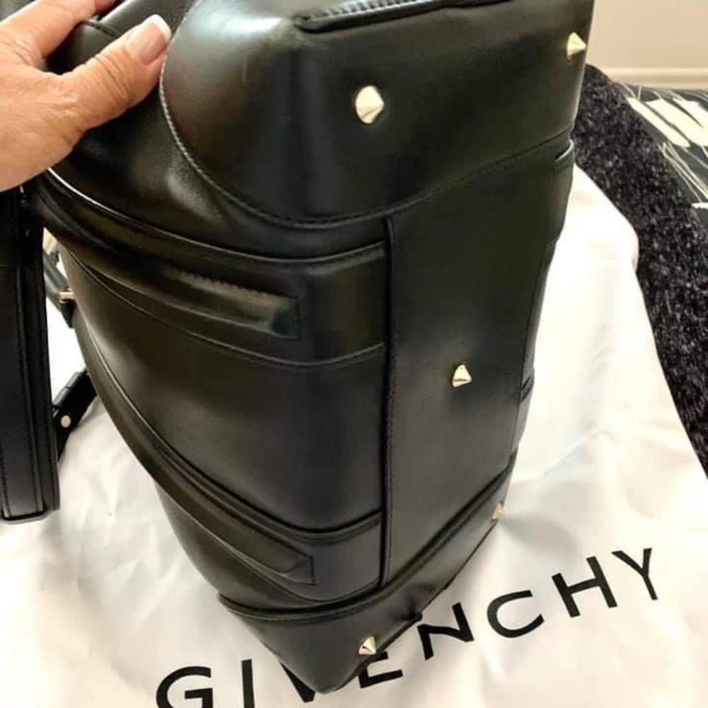 Givenchy Black Leather Tote - Picture 12 of 16